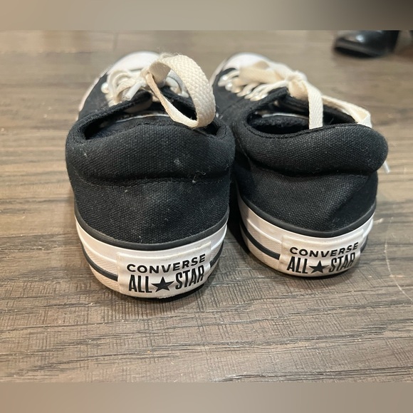 Women’s Converse Chuck Taylor Low Top Sneakers - Picture 4 of 7